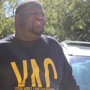 Meet your Posher, Jinaki